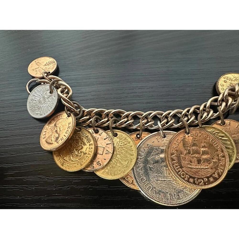 Vintage World Coin Charm Bracelet – Mixed International Coins from 1940s–1970s - Picture 2 of 2